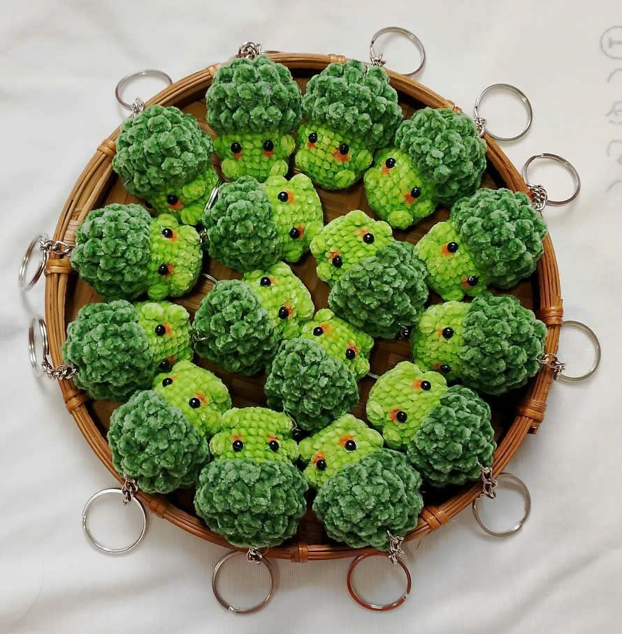 Móc Khóa Súp Lơ Xanh Len Handmade Đan Móc Thủ Công Dễ Thương Trang Trí Túi Xách, Balo, Quà Tặng