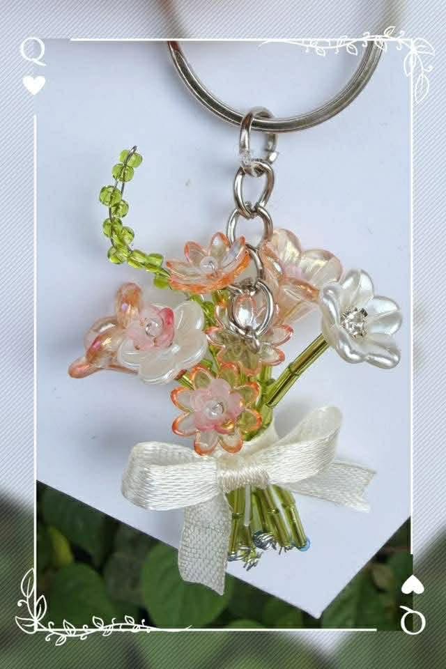 Móc Khóa Bó Hoa Mini Charm Ngọc Handmade Dễ Thương Trang Trí Túi Xách, Chìa Khóa, Quà Tặng