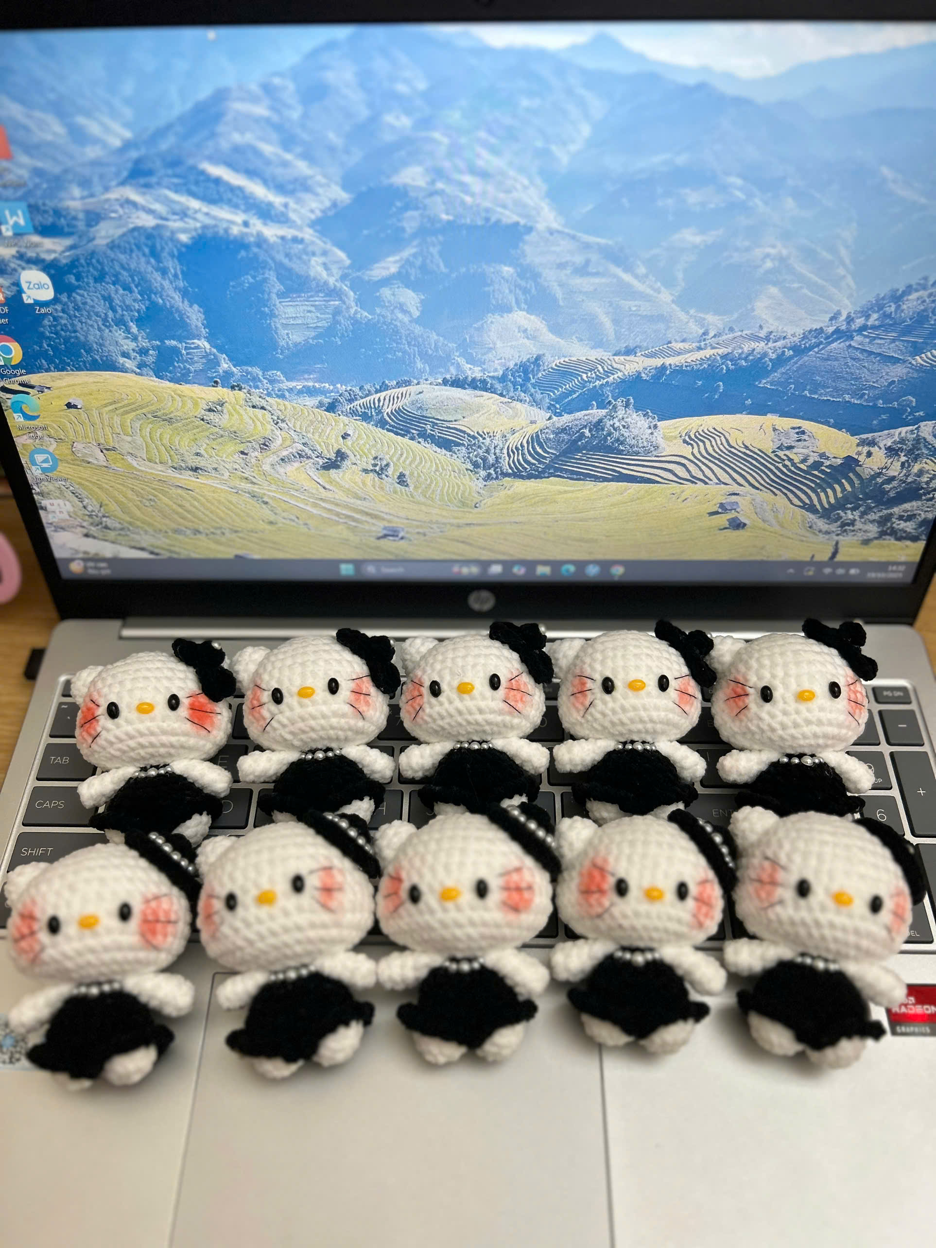 Móc khóa Hello Kitty tiểu thư